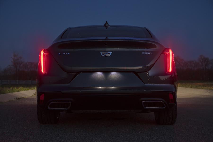  Cadillac CT4 Premium Luxury 2019 года  (фото 7 из 28)